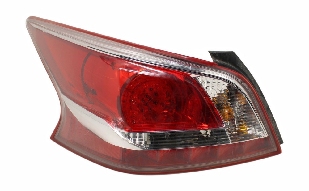 2013 ALTIMA Tail Light Quarter Panel Mounted Sedan Driver Left LH  Tested OEM