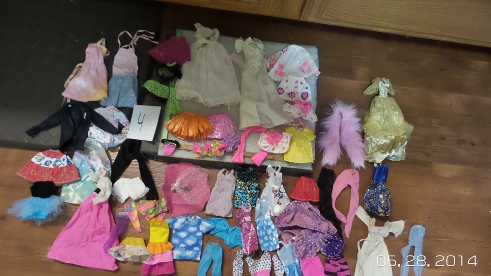 LOT OF BARBIE Clothing PRETTY DRESSES, SKIRTS, FUR SCRAF MORE #4