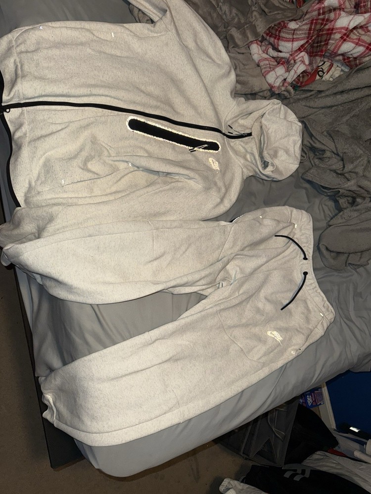 Nike Tech Fleece Men’s Medium White Rare Full Set