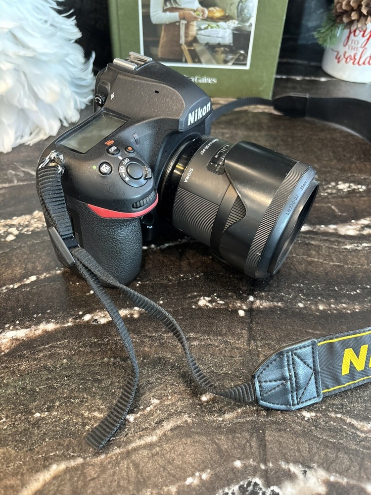 Nikon d850 with 35mm F1.4 DG Art Lens