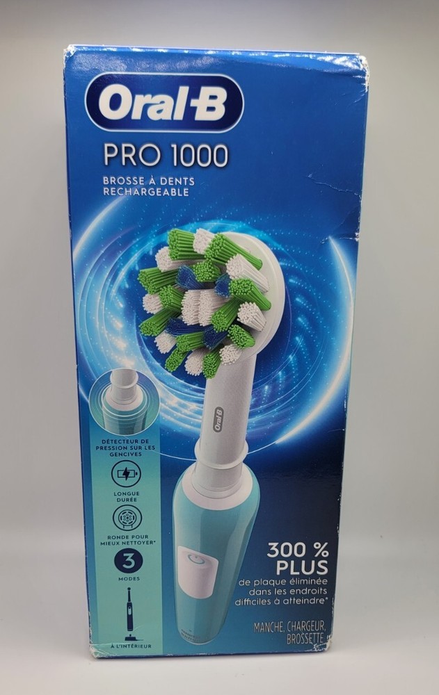 Oral-B Pro 1000 CrossAction Rechargeable Electric Toothbrush - Blue - New