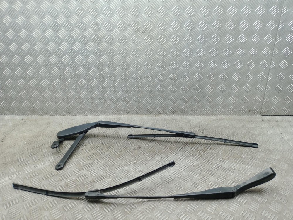 MERCEDES C CLASS WIPER ARM RIGHT LEFT SIDE PAIR FRONT A2058200344 W205 2014-2021