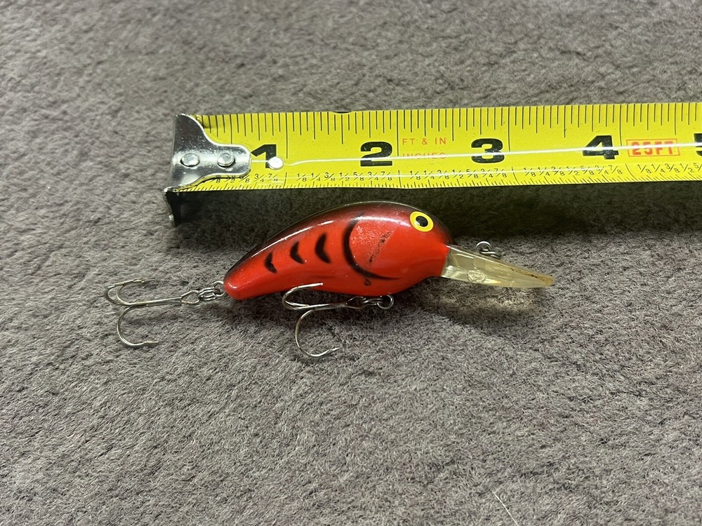Daiwa Peanut 2 Red Craw Crankbait Fishing Lure Discontinued Model