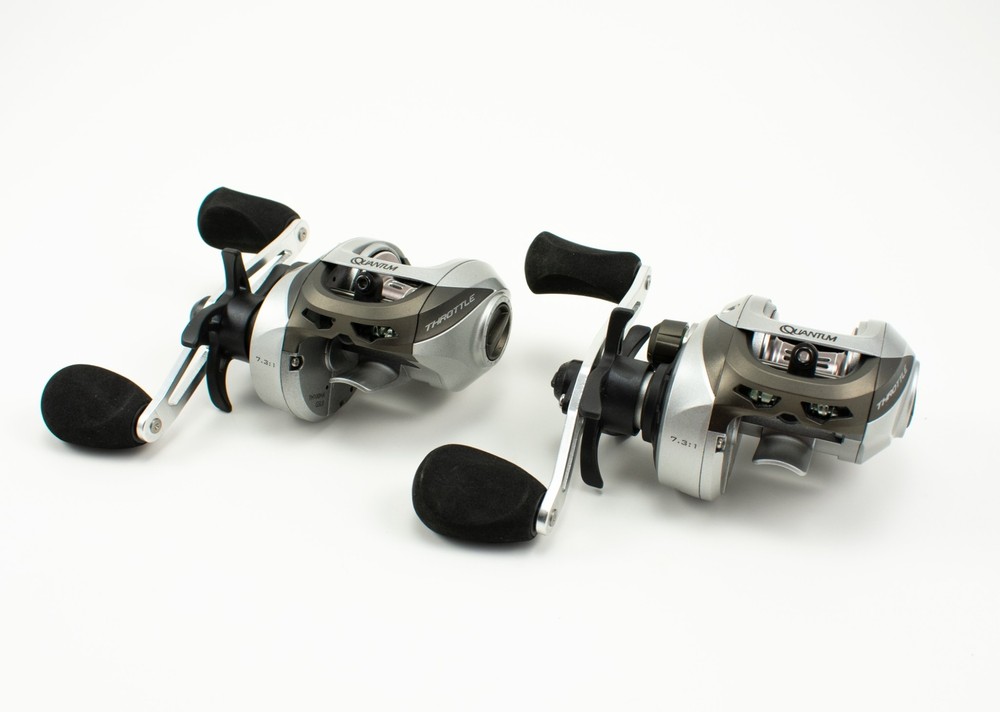 (LOT OF 2) QUANTUM THROTTLE II TH100HA 7.3:1 7+1 RIGHT HAND BAITCAST REEL NO BOX