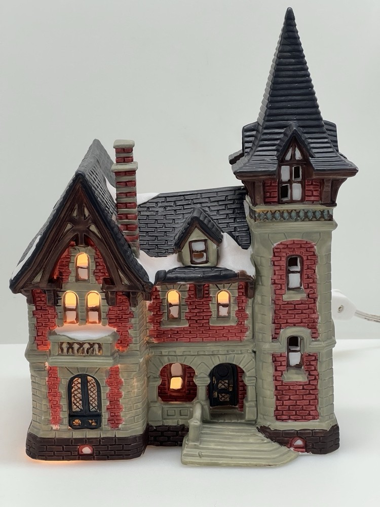 Dicken’s Keepsake Porcelain Lighted House O’Well Novelty 1995 Mint Condition