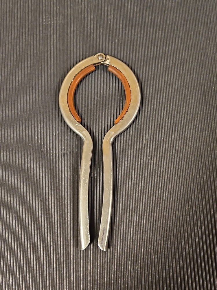Vintage Metal Jar Opener  Unbranded Made in USA