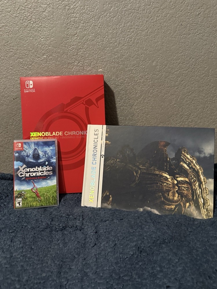 Xenoblade Chronicles Definitive Works Set - Nintendo Switch - New Game & Artbook