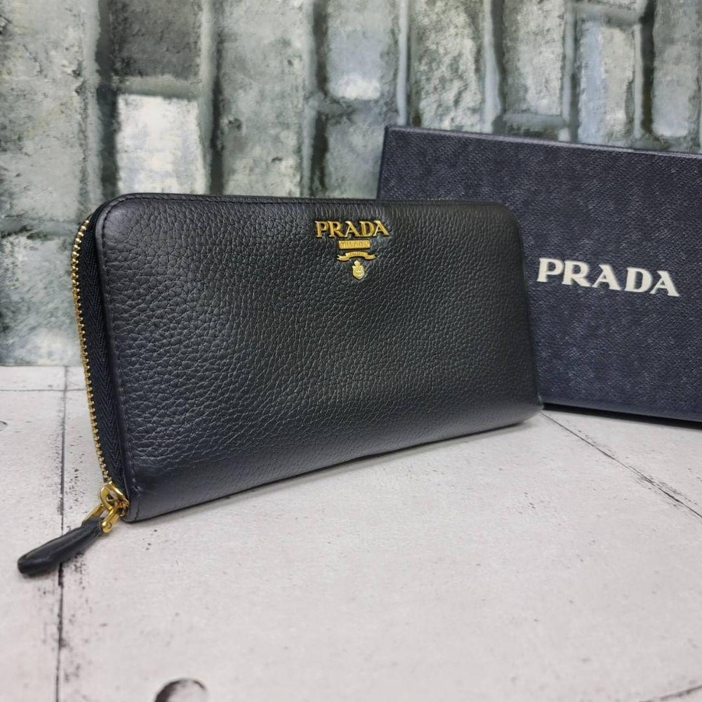 Prada Vitello Black Leather Compact Wallet Card Case Pre-Owned