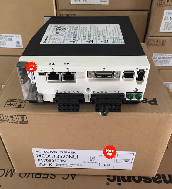 New In Box Panasonic MCDHT3520NL1 AC Servo Driver