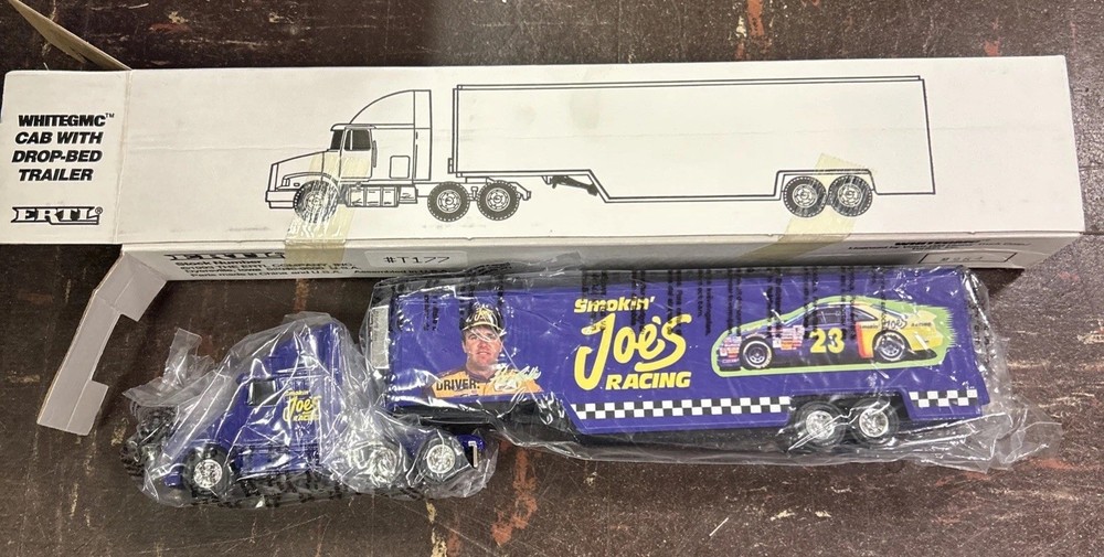 Jimmy Spencer Smokin Joes Camel Nascar 1/64 Diecast Transporter Hauler Truck NEW