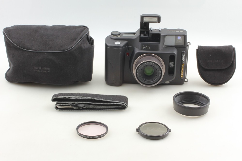 Fujifilm GA645 Pro Medium Format Film Camera TOP MINT Hood Japan CT017