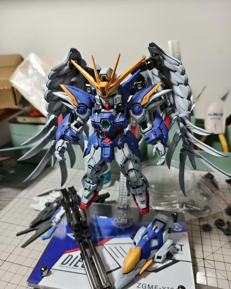 GUNDAM Mgsd Wing Zero Gunpla Model kit Built & Painted