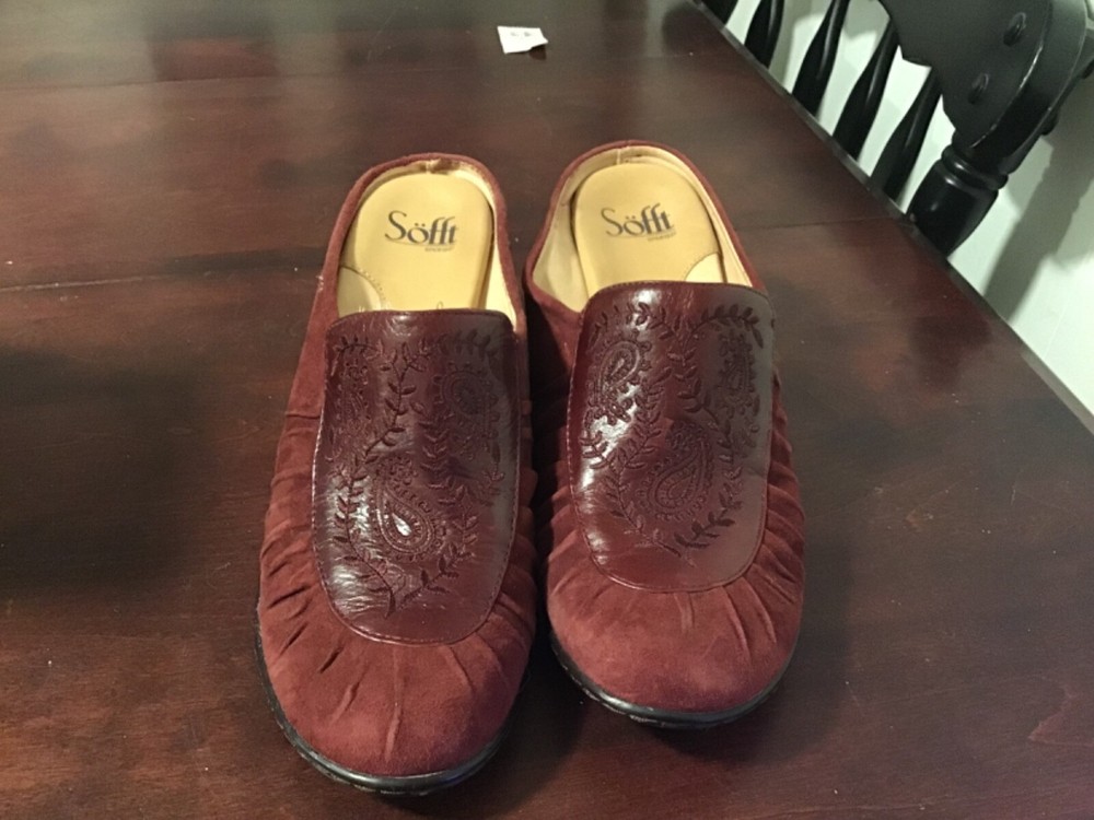 Maroon Suede Slip-On Mule Heel with Embroidery Size 8