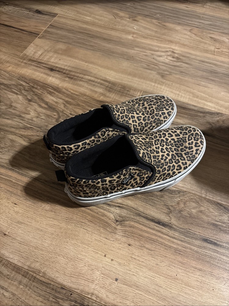 Women’s Vans Size 4