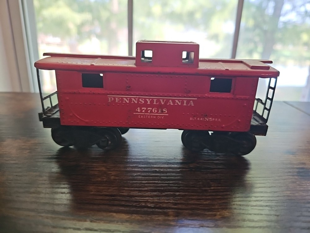 Vintage Lionel Pennsylvania 477618 Red Caboose All Metal O27 Scale