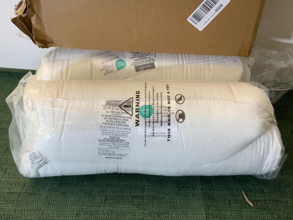 Goose Feather Down Pillows 90% Feathers ABOUTABED 2 Standard Size Pilliows NEW