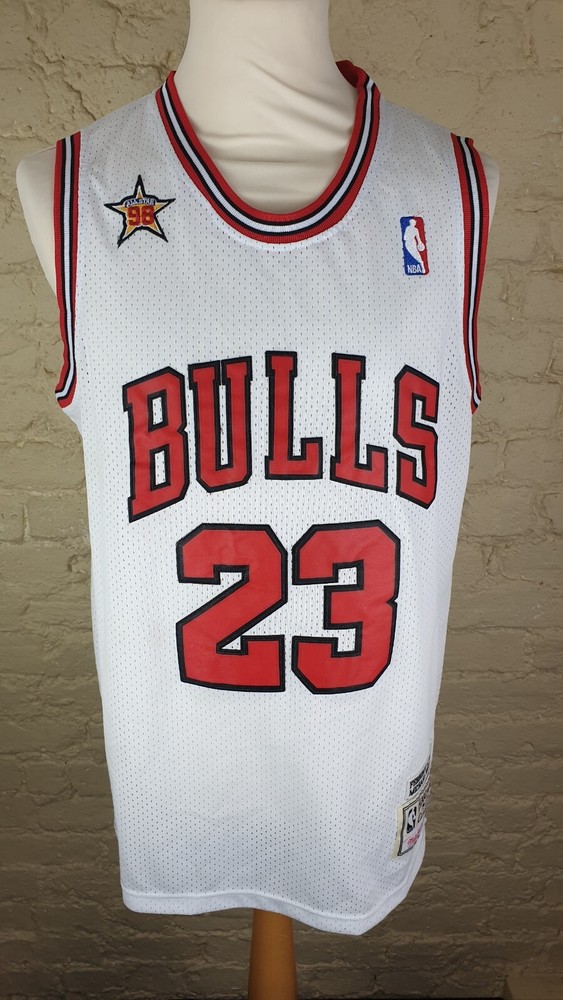 MITCHELL & NESS Bulls Jordan 23 Jersey Medium Excellent Vintage Condition