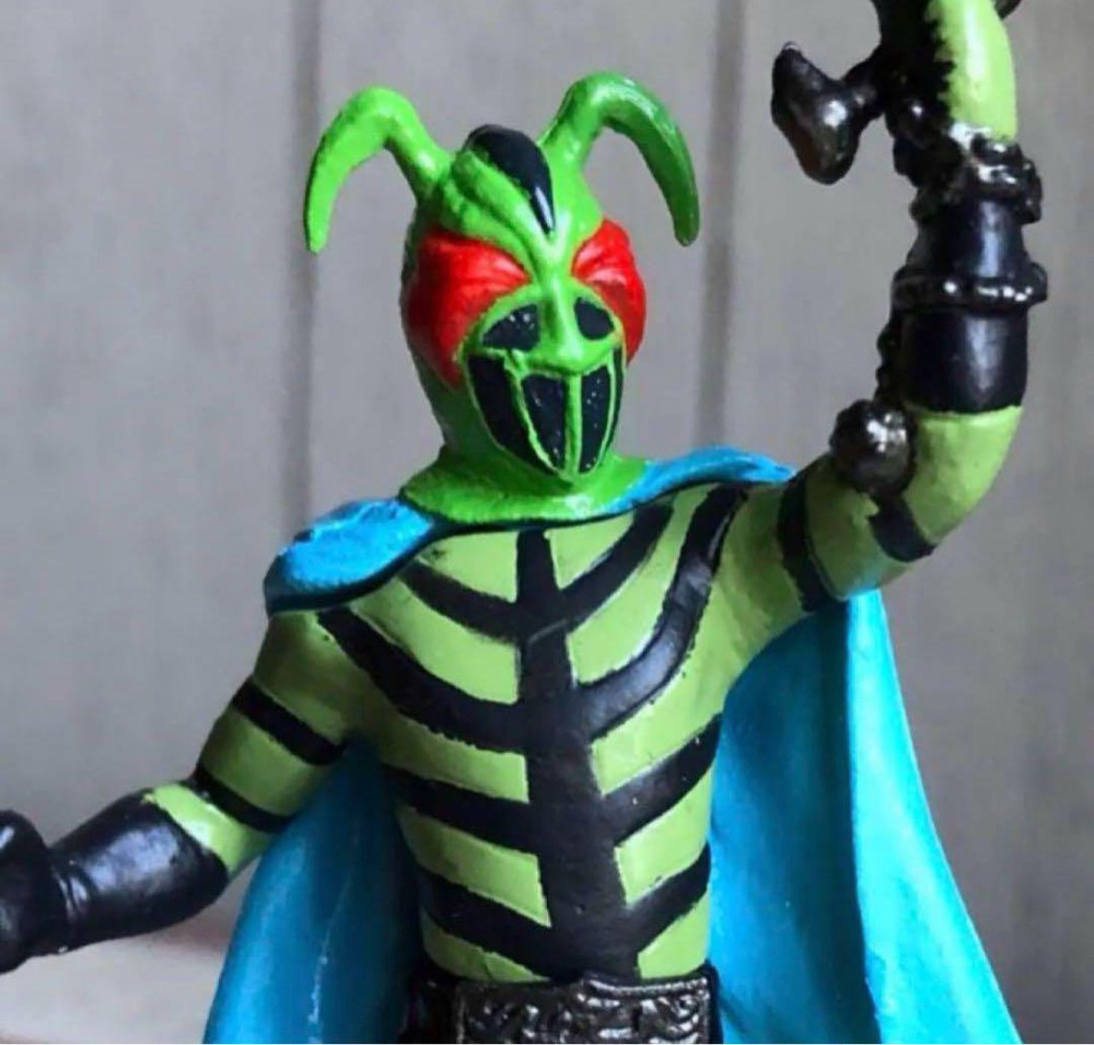 Bandai HG 5Hg Mantis Man Kamen Rider 8cm Gacha Figure Pre-Owned