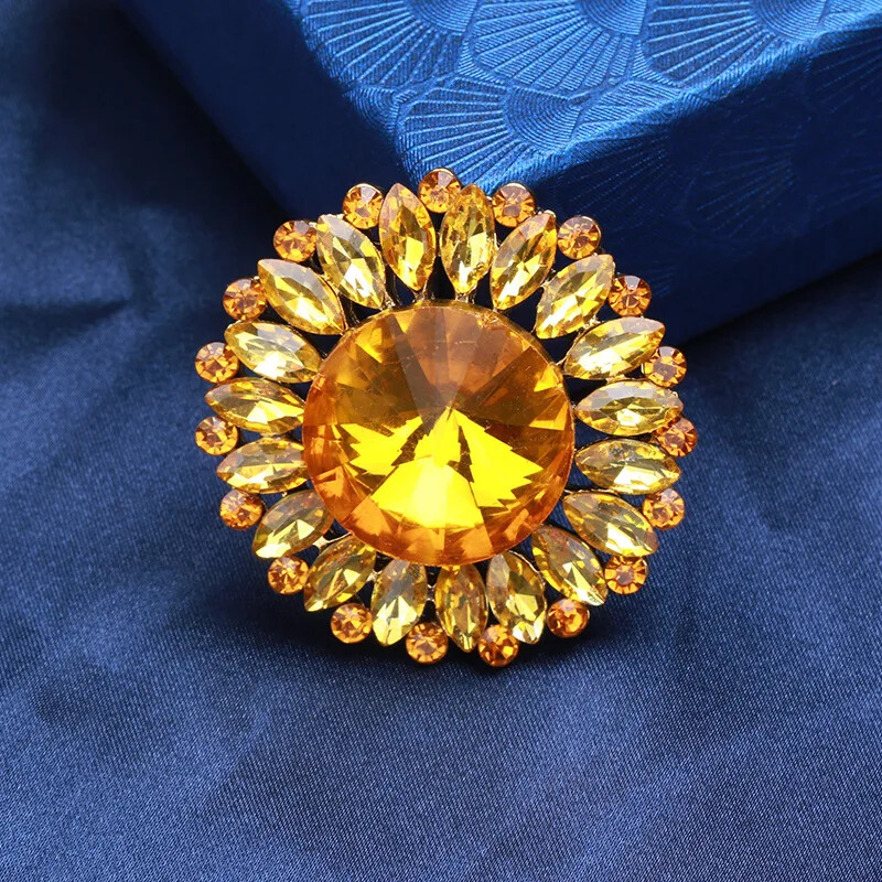 Fashion Luxury Colorful Crystal Brooch Classic Floral Brooch Women's Accessories