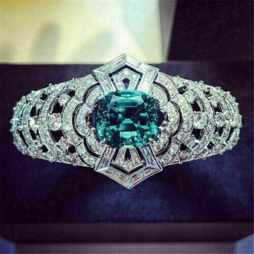 Lab-Created Oval Cut 2.5Ct Emerald Geometric Ring 14K White Gold Over