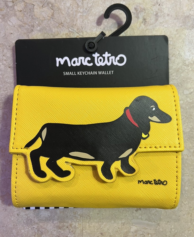 Marc Tetro HTF Yellow Wiener Dog Dachshund Keychain Wallet New With Tags