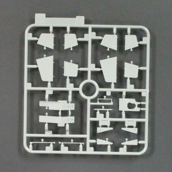 Dragon 1/35 Sd.Kfz 7/2 with 3.7cm FlaK 37 Parts Tree E Kit 6542