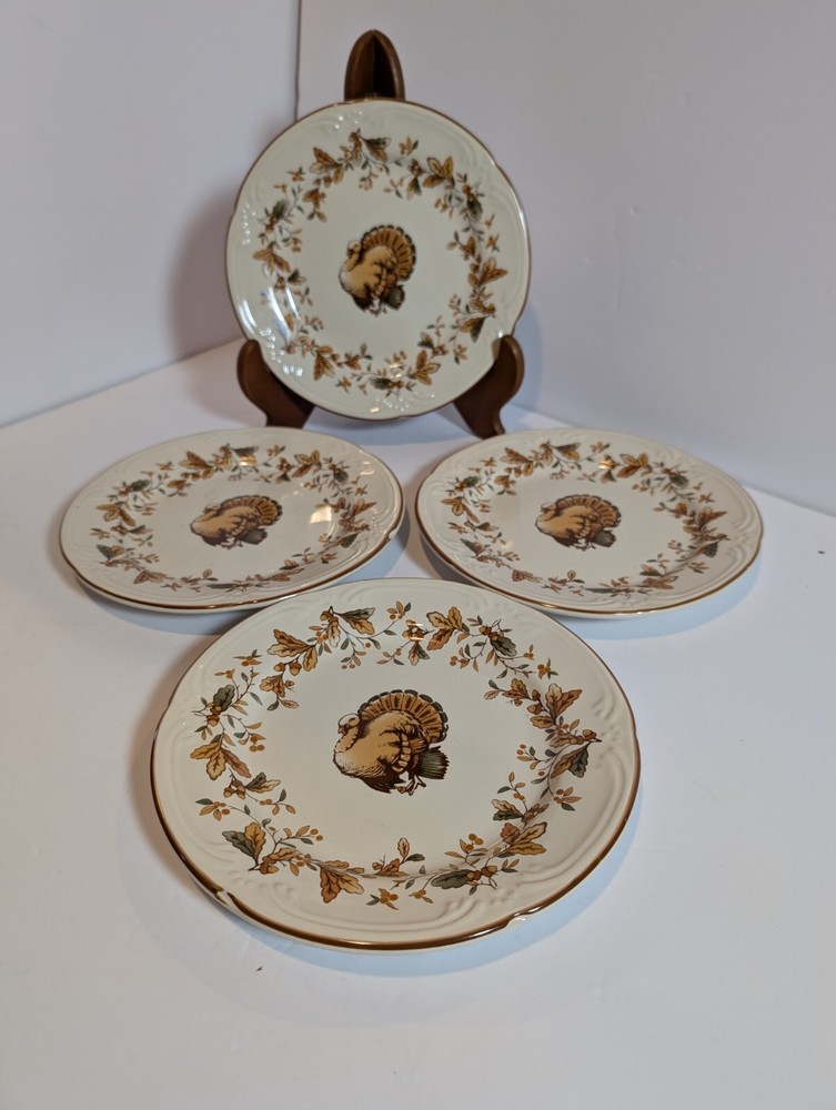 Pfaltzgraff Autumn Berry Salad Plates