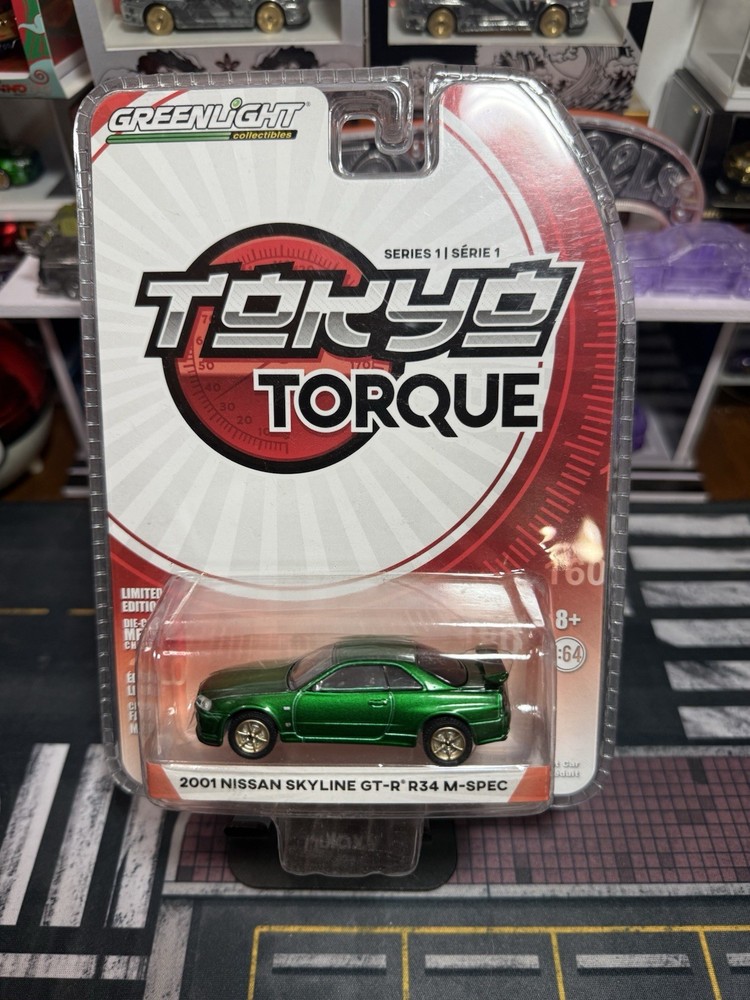 GREENLIGHT 1:64 TOKYO TORQUE 1 2001 NISSAN SKYLINE GT-R (R34) GREEN CHASE CAR