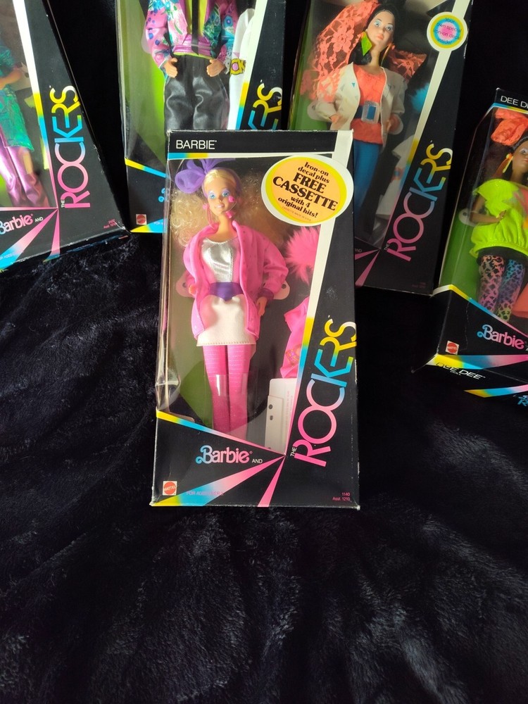 Barbie & the Rockers Doll With Cassette & Iron-On Decal 1985 Mattel 1140