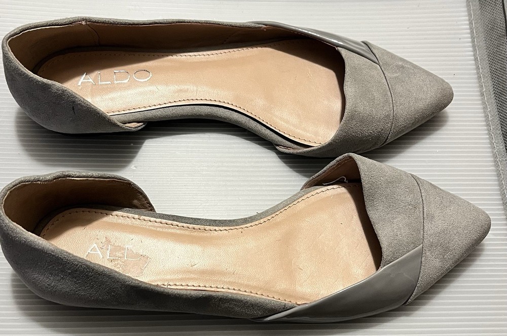 Women's Aldo Grey Flats, Size 6.5