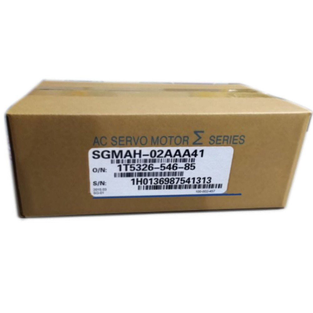 New In Box YASKAWA SGMPH-02AAA41 Servo Motor