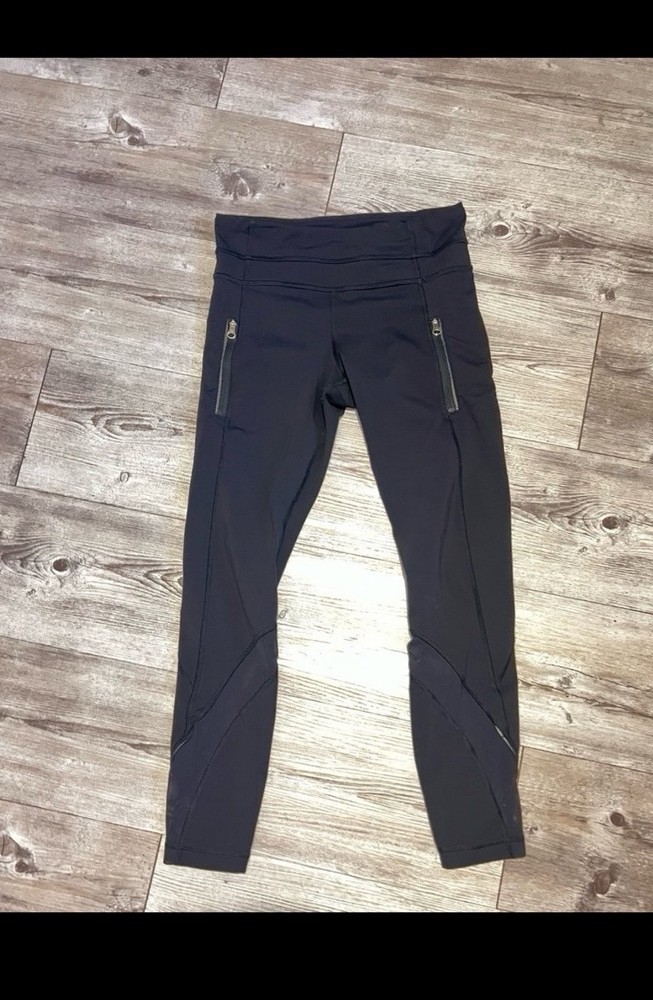 Lululemon Run Inspire II black leggings size 4 for running