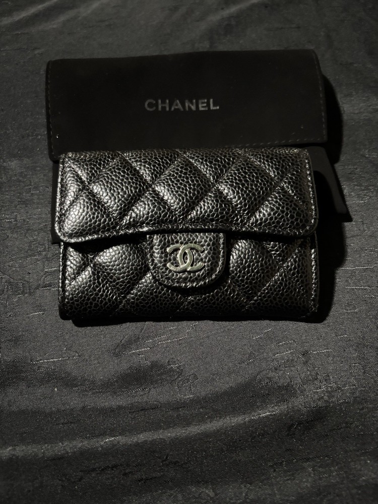 Classic Chanel Caviar Quilted Flap Card Holder Wallet Black CC Authentic