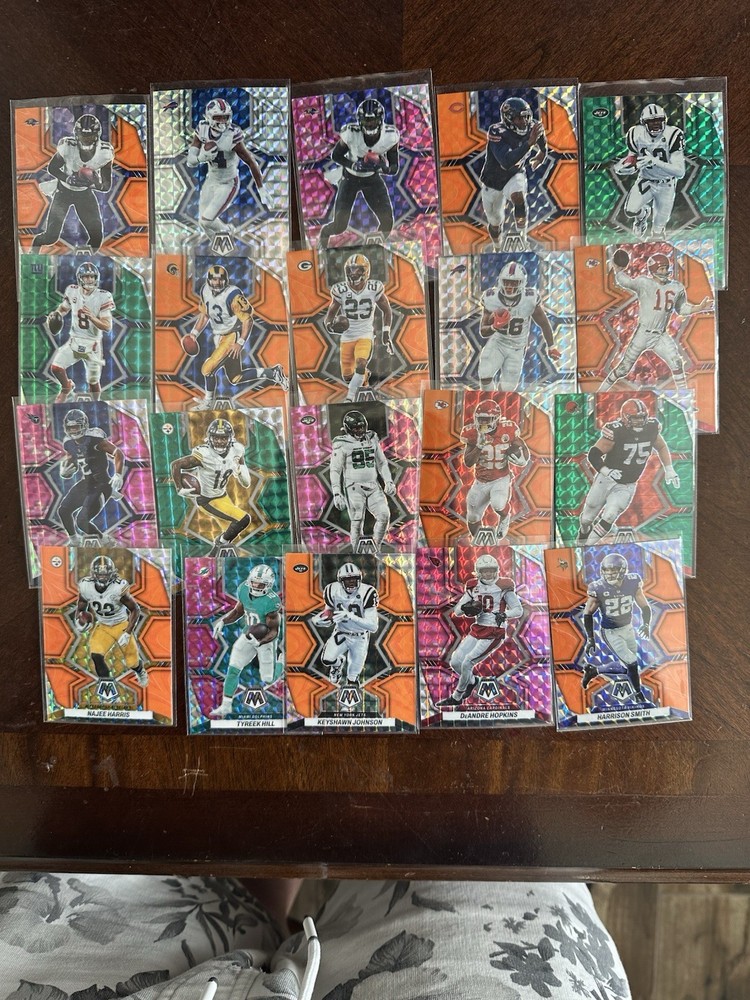 2022 Panini Mosaic Football 20-Card Lot w/ Silver Orange Pink Green Parallels