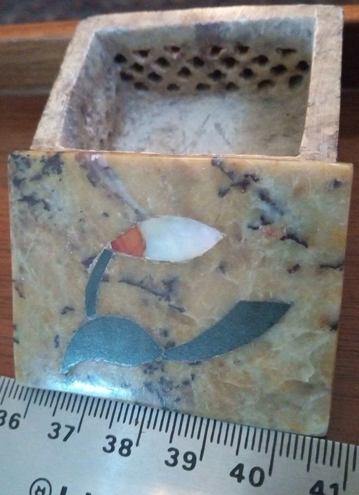 Hand Carved Vintage Soapstone Ring Box with Mother of Pearl Flower Inlay from India