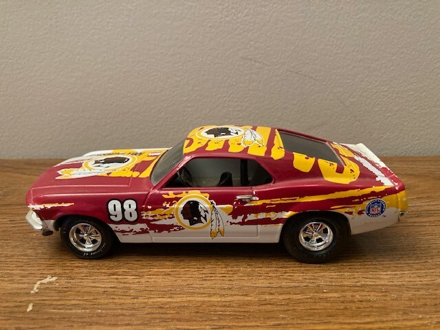 Washington Redskins ERTL Goal Line Classics Die Cast Metal Bank 69 Ford Mustang