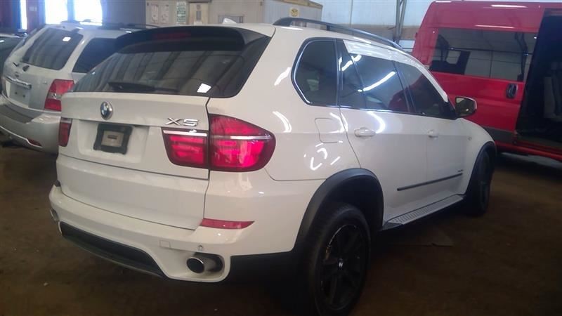 Differential Carrier 3.0L Diesel 3.64 Ratio Front Fits 11-13 BMW X5 5699966