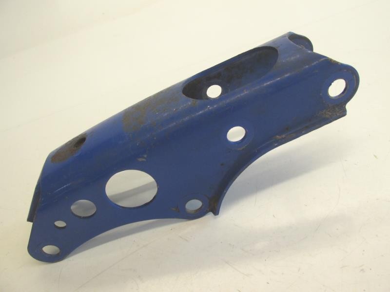 YAMAHA Engine Stand Holder for Secure Storage and Maintenance