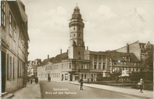 Ansichtskarte Salzwedel Blick auf das Rathaus  (Nr.841)