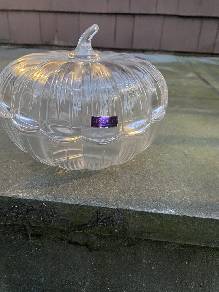 Waterford Crystal PUMPKIN / COOKIE jAR 🍪🍪With ADORABLE STEM LID🎃 SO CUTE!!