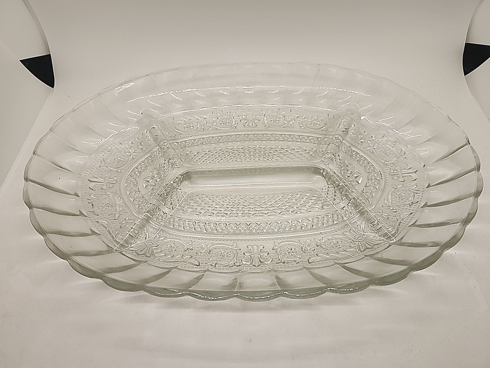 Raised Clear Glass Candy Nut Dish with Scalloped Edge and Low Partition