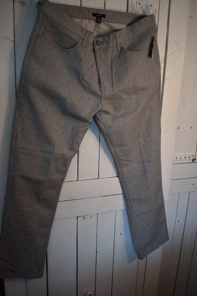 NWT Mens Dusty Grey Denim Pants 36W x 30L (M36-30)