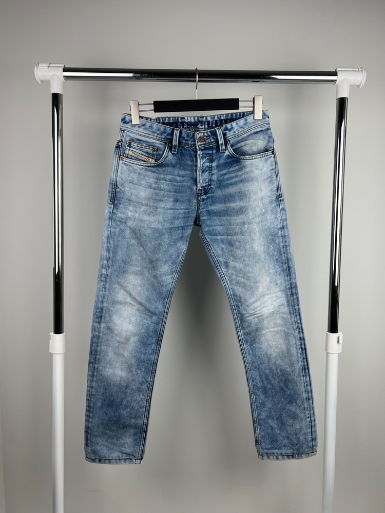 Diesel Men's Vintage Blue Distressed Jeans Size 30