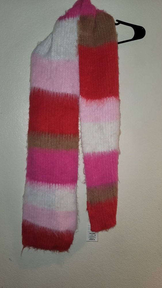 Target Colorblock Scarf Valentine's Day Knit OS NEW