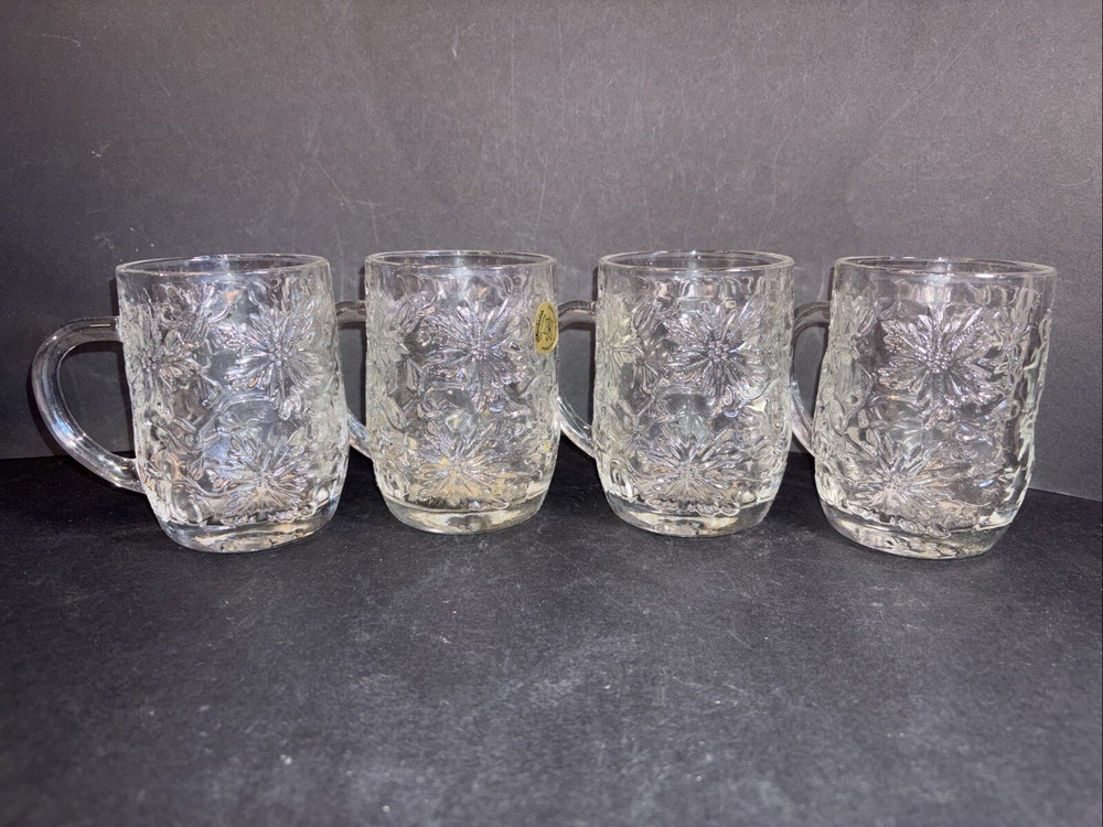 Princess House Fantasia Crystal Mugs #516 Set of 4 Poinsettia w/Box Holiday