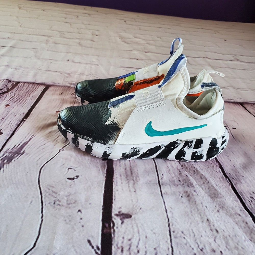 Nike Flex Runner Kids Graffiti Multicolor Size 2.5 Pull-on Low Top