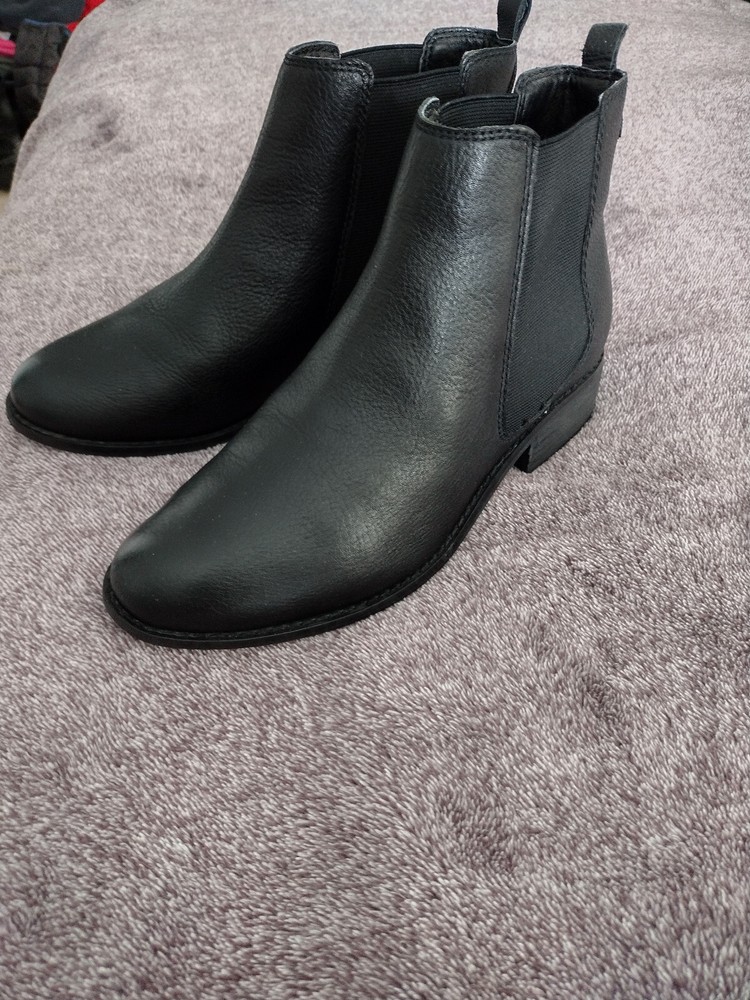 Carvela Storm Black Leather Ankle Boots Chelsea Office Work Bootie Boots  EU 38