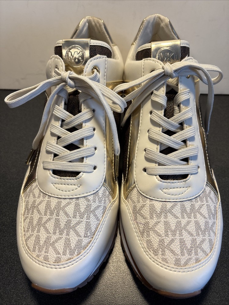 Michael Kors Women's Maddy Two-Tone Logo Trainer Vanilla/Brown/Gold Size 8 NWOB
