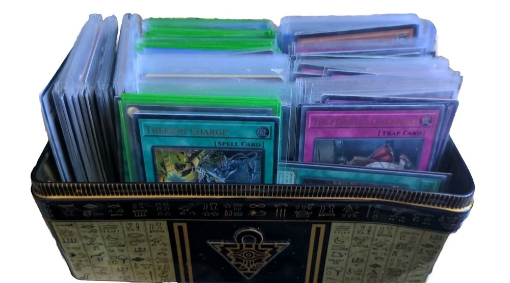 🔥Vintage 1996 Yugioh Cards 50+ Random Bulk Lot  Guaranteed 50 Holos Foils!!