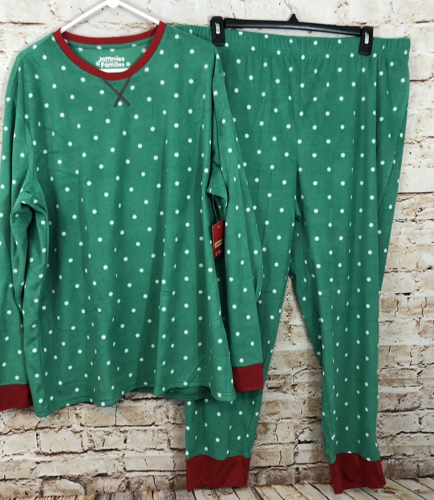 NEW Christmas Pajamas set Mens XL Jammies families green polkadot fleece